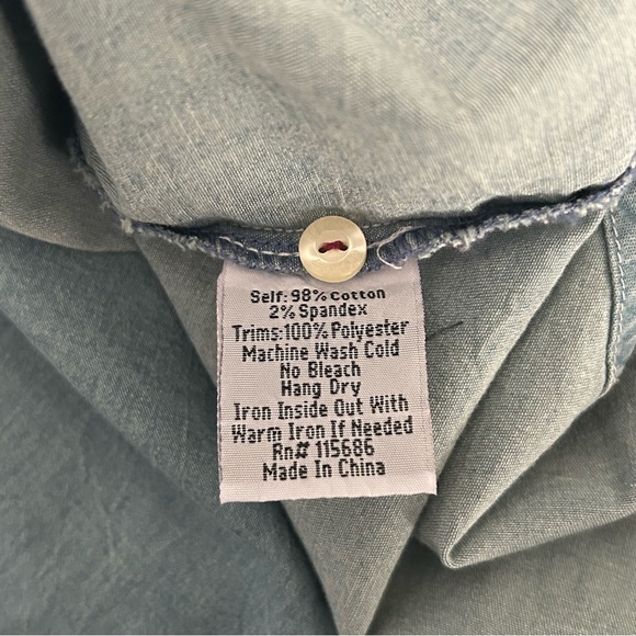 Johnny Was Blue Embroidered Chambray Shirt | Size Large - Picture 7 of 7